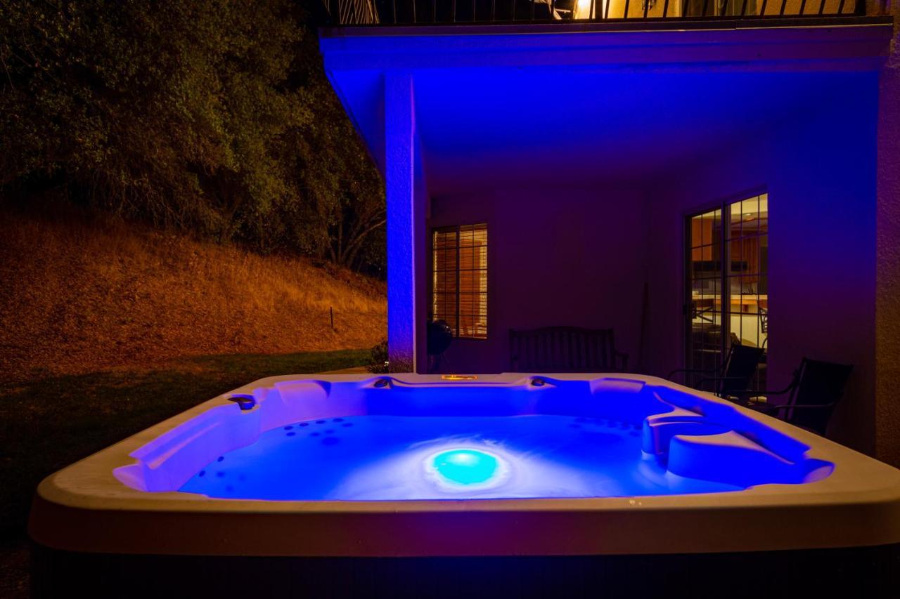 Mountain Majesty With Hot Tub, Pool Table, Generator, Ev Hookup Villa Oakhurst Buitenkant foto