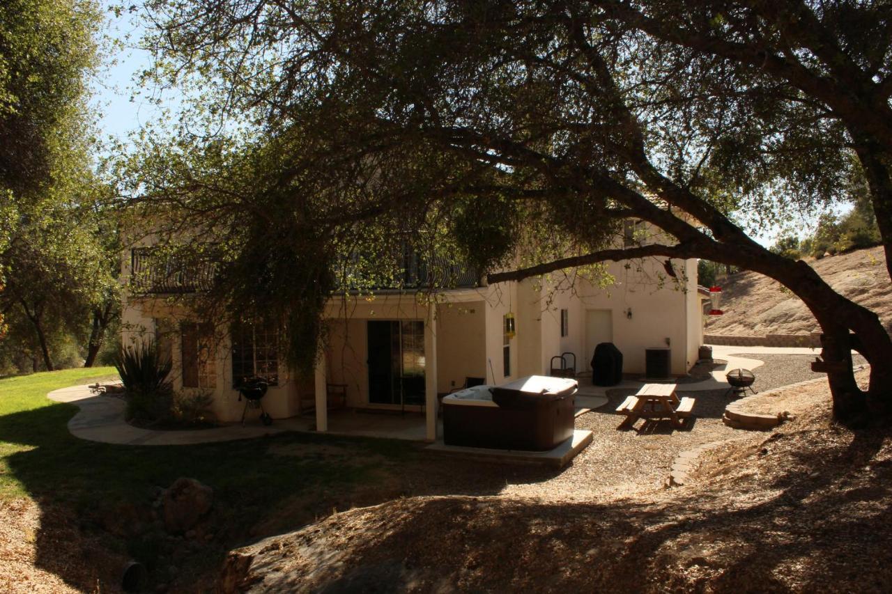 Mountain Majesty With Hot Tub, Pool Table, Generator, Ev Hookup Villa Oakhurst Buitenkant foto