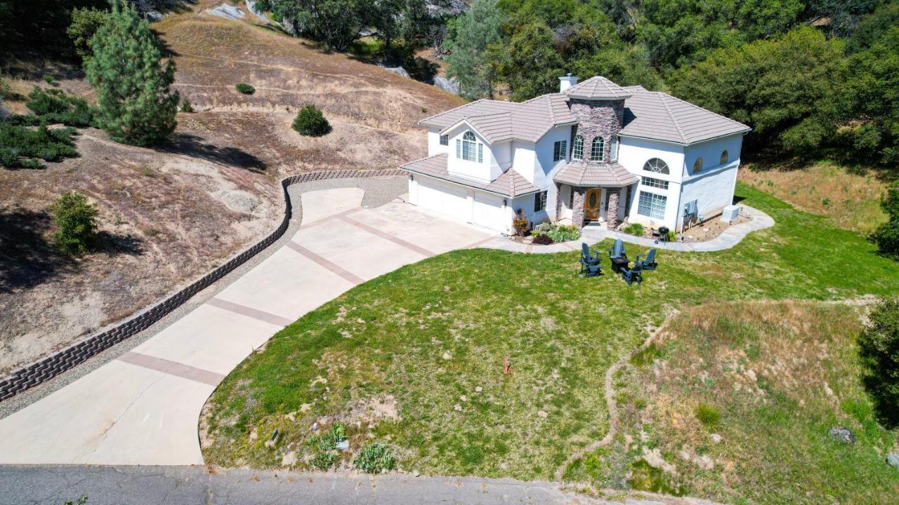 Mountain Majesty With Hot Tub, Pool Table, Generator, Ev Hookup Villa Oakhurst Buitenkant foto