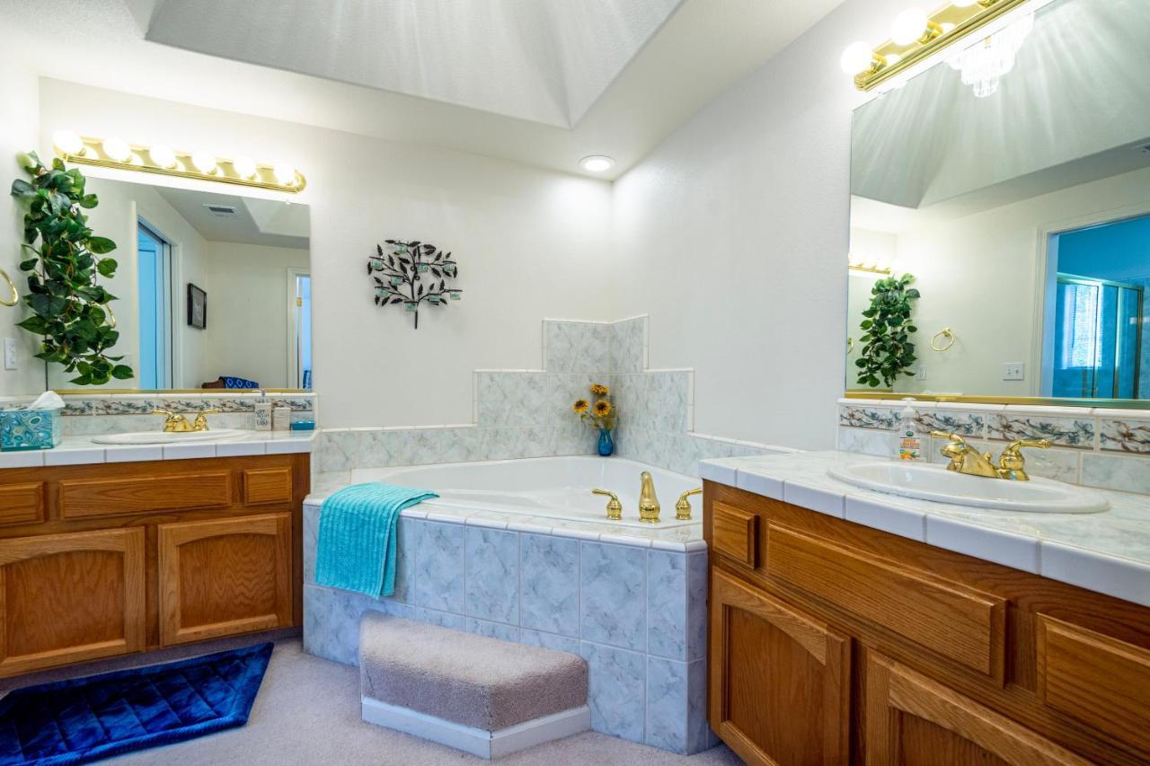 Mountain Majesty With Hot Tub, Pool Table, Generator, Ev Hookup Villa Oakhurst Buitenkant foto